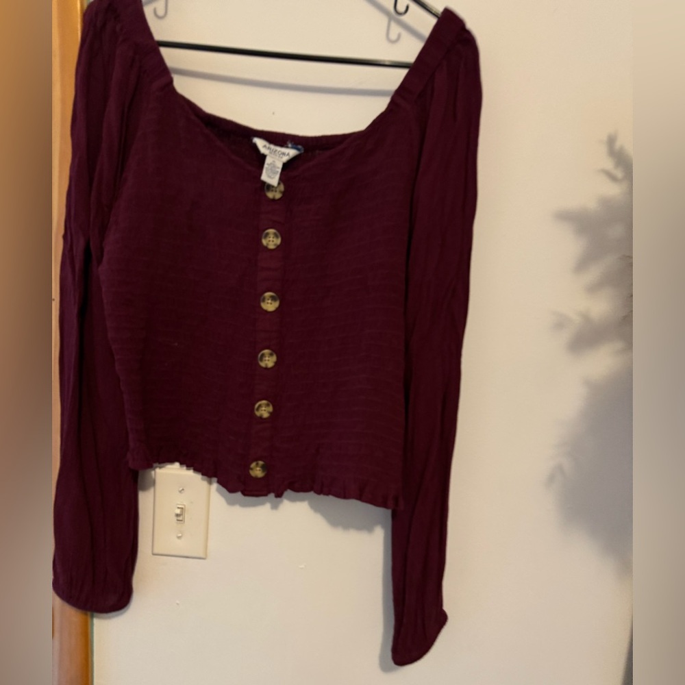 Arizona Jean Company Burgundy Button-Down Top